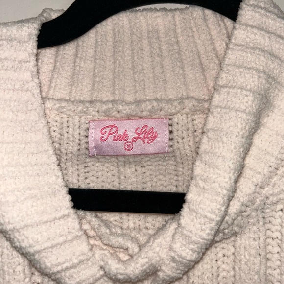 Pink Lily Comfy Sweater - Picture 2 of 3